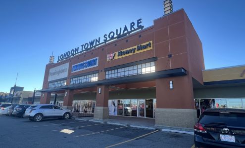 Juniors Court - A kids Clothing Store