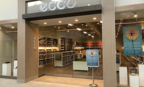ECCO OUTLET Premium Outlet Collection (Edmonton International Airport)