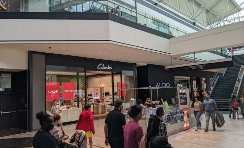 Clarks Pointe-Claire