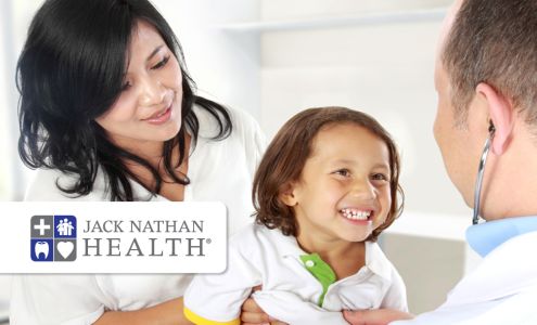 La Clinique chez Walmart Montreal Cote-des-Neiges par Jack Nathan Health