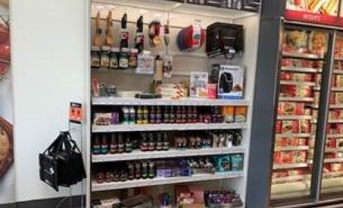 M&M Food Market Huntsville