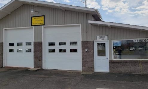 Garage B Savoie Ltée 298 Route 305, Haut-Lamèque, Lamèque New Brunswick E8T 3L7