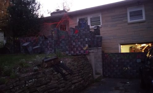 D & F Commercial Warehouse