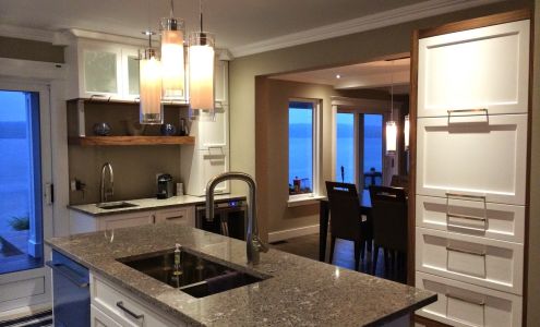 Signé C Saint-germain-de-grantham