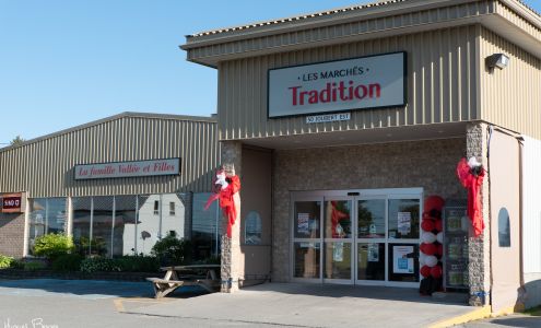 Marché Tradition Vallée et filles