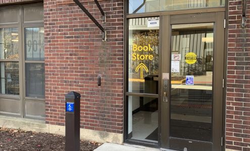 Barnes & Noble Bookstore at the University of St. Francis