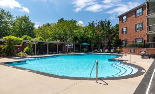 Deep River Pointe Apartments