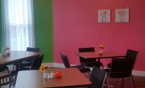 Ginger's Bakery Uhrichsville