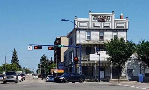 Transit Hotel Liquor & Cold Beer Store
