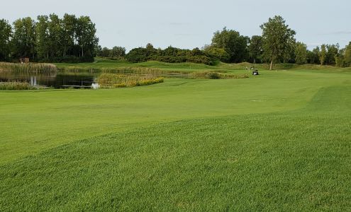 FireRock Golf Club & The Pub at FireRock 10345 Oxbow Dr, Komoka Ontario N0L 1R0