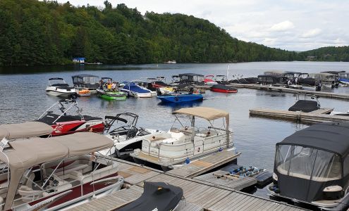 Pub Masson Marina Sainte-Marguerite-du-Lac-Masson