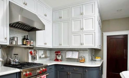 Charlotte Cabinet Installation