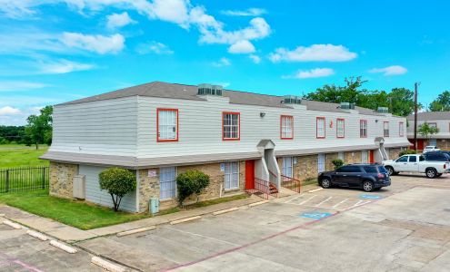 Las Lomas Apartments