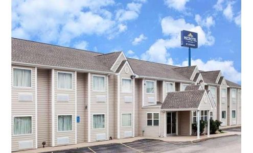 Microtel Inn & Suites by Wyndham Ardmore
