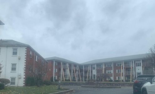 Brattle Drive Apartments