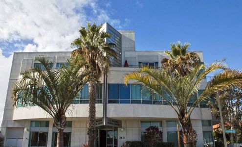 Dr. Bob Baravarian, DPM