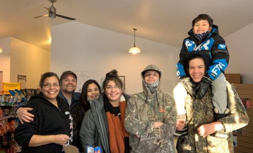 MnB's Gas Bar Cranberry Portage