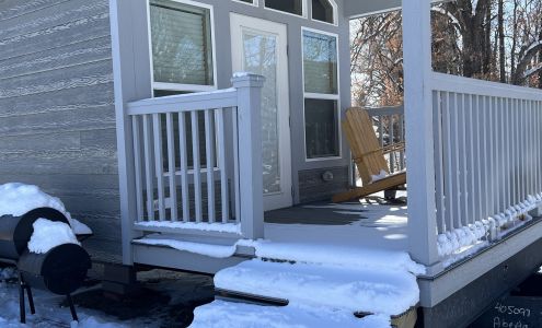 Historic Mora Inn & RV Park Cleveland