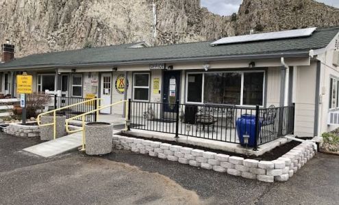 Meadowcliff Lodge Coleville KOA Coleville