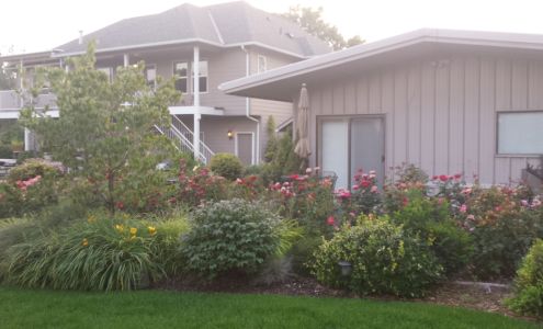 Cottage Gardens College Place