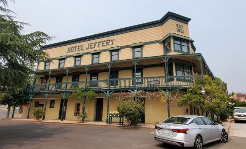 Hotel Jeffery Coulterville