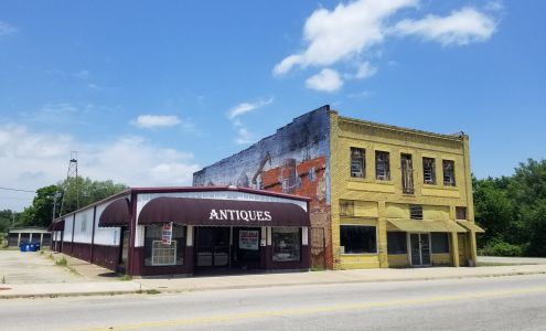 Sugar Plum Antiques Drumright