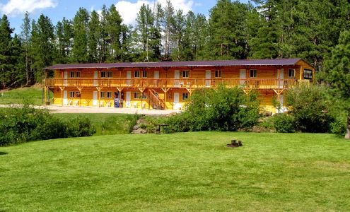 Larsson's Crooked Creek RV Resort, Lodge and Cabins Hill City