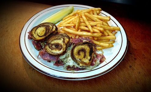 The Pines Golf Course At Lake Isabella 1022 S Clubhouse Dr, Lake Isabella Michigan 48893