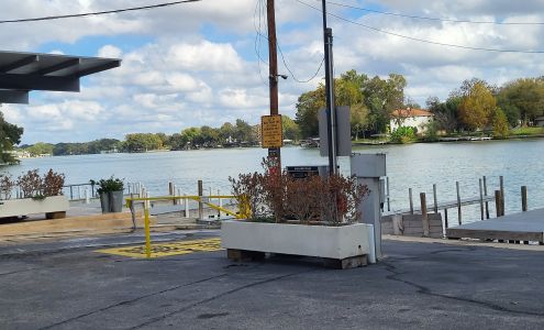 Lake Breeze Ski Lodge Inc McQueeney