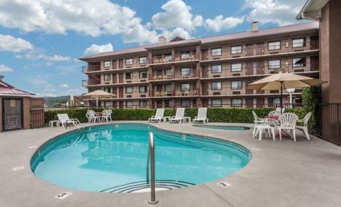 Baymont by Wyndham Pigeon Forge near Island Drive