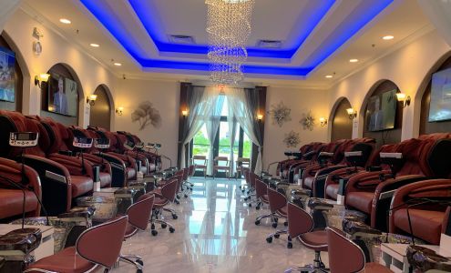 LEE NAILS at CreekSide Publix