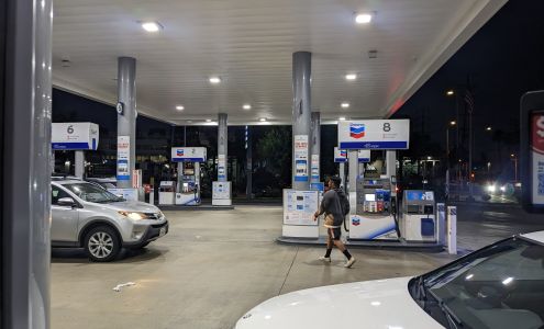 Chevron Marina del Rey