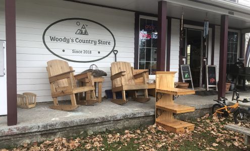 Woody's Country Store New Woodstock