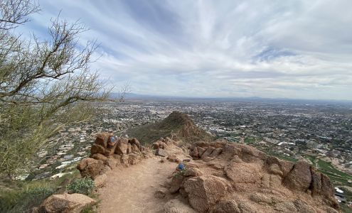 Cholla Trailhead Camelback Mountain Paradise Valley