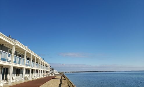 Crow's Nest Resort North Truro