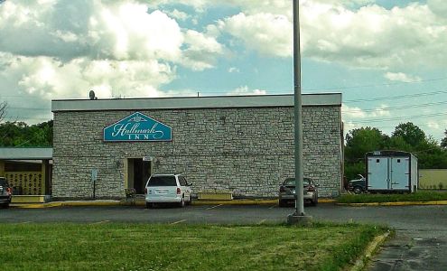 Hallmark Inn By OYO Fort Wayne