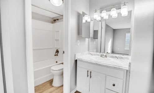 Mystic Bay Apartments