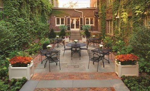 The Plaza Hotel Milwaukee