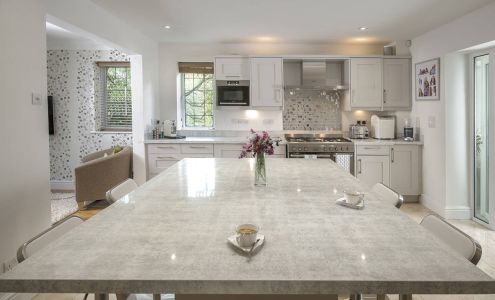 Right Away Cleaning LLC