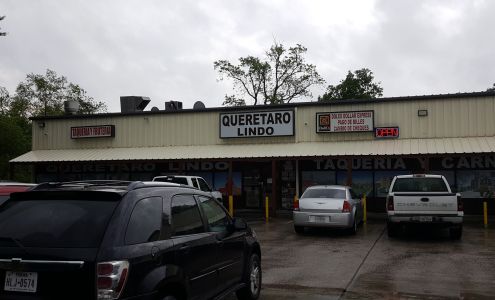 Celaya Meat Market 8