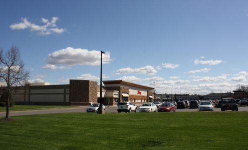 Shoppes at Lac De Ville