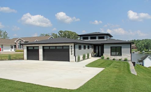 D.L. Customs LLC 2325 IA-141, Bagley Iowa 50026