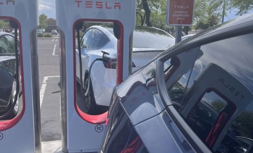 Tesla Destination Charger