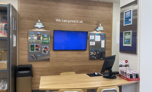 UPS Authorized Shipping Outlet