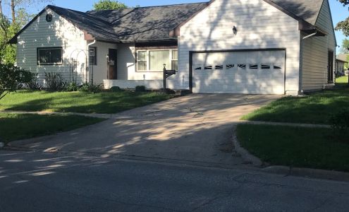 Todd Swalin Realtor 2761 Country Ln Cir suite 1, Eagle Grove Iowa 50533