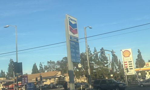 Chevron Chatsworth