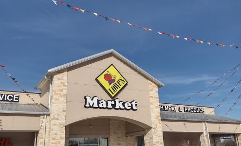 Lowe's Market