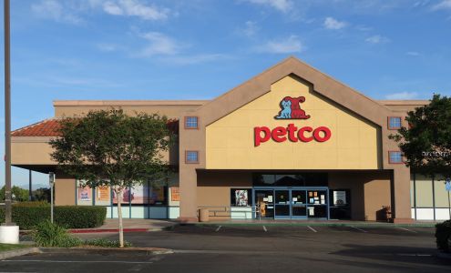 Petco Saugus
