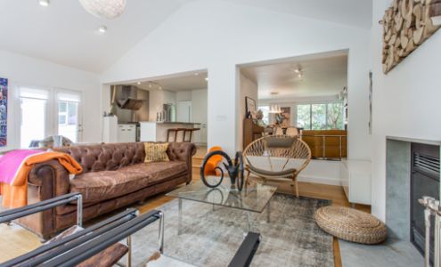 JWu Real Estate Team at Re/Max Hallmark Realty Ltd.