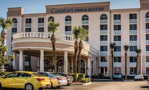 Comfort Inn & Suites Lakeland North I-4